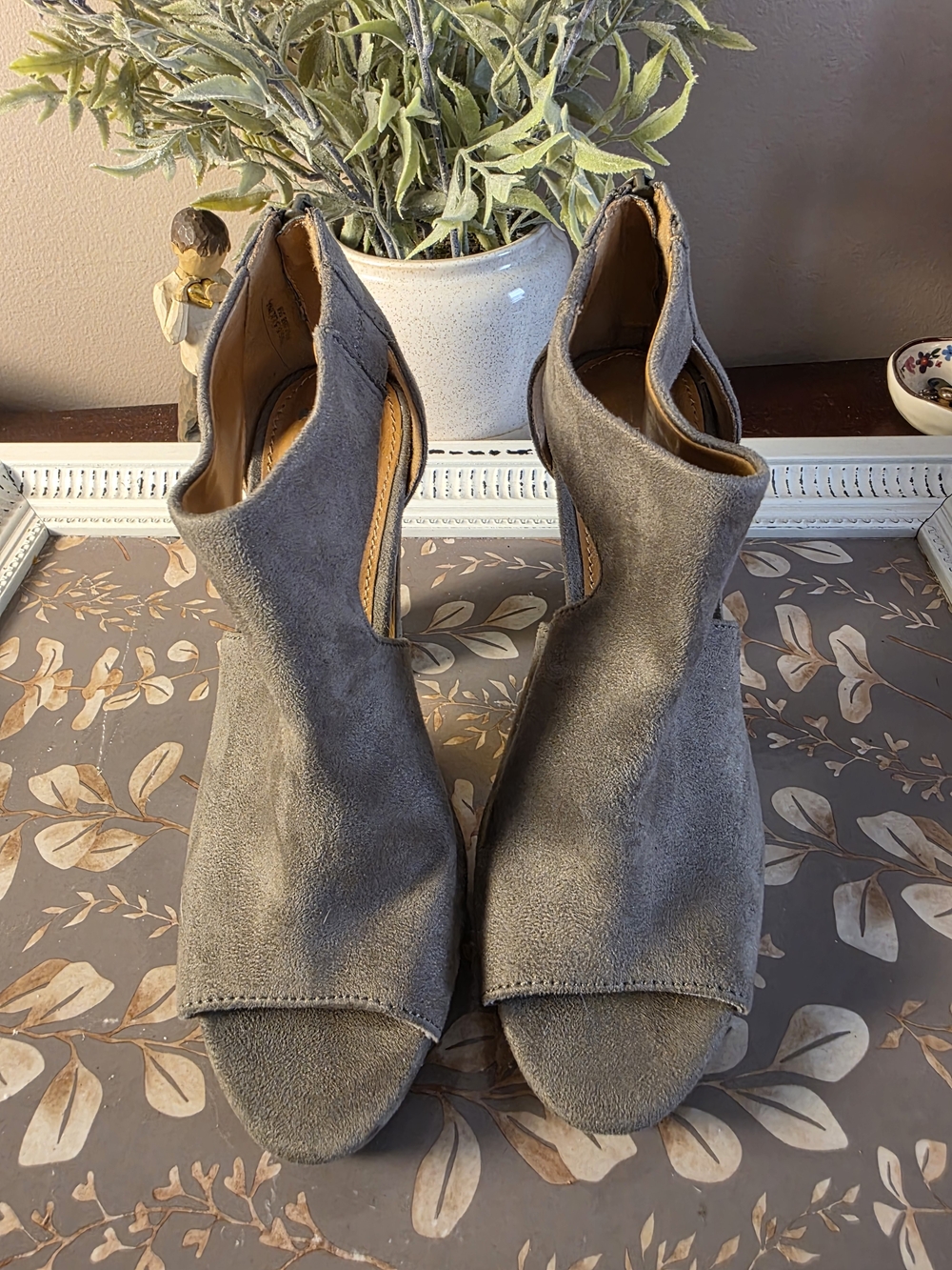 REPORT ~ Taupe Suede Open-Toe Heels - Elegant Cutout Booties